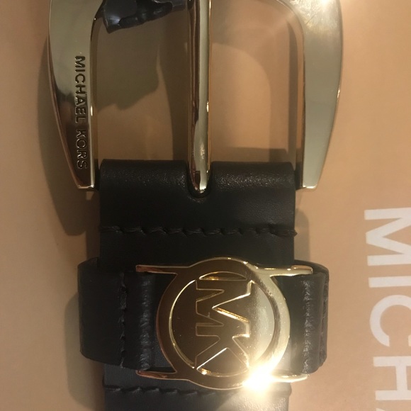 Michael Khors Belt - Picture 5 of 6